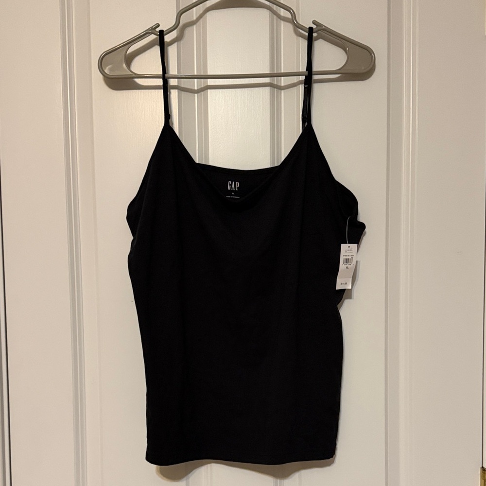 GAP XL Black Top